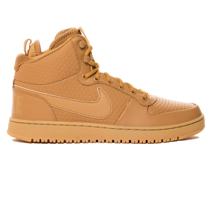 Nike Court Borough Mid Winter