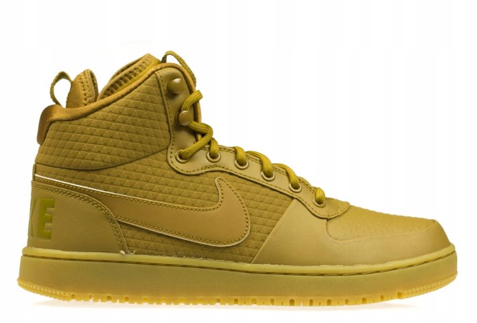 Nike Court Borough Mid Winter