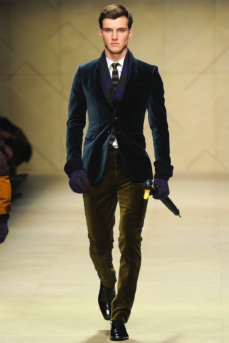 Современная модная мужская. Burberry Prorsum man 2012. Стильная мужская одежда. Красивый мужчина в костюме. Модные мужские костюмы.
