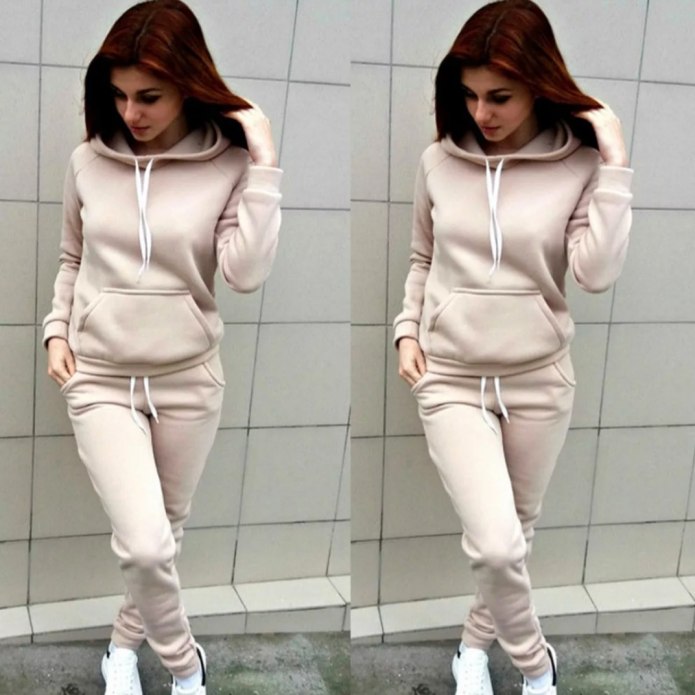 Костюм спортивный Sportswear women's Tracksuit