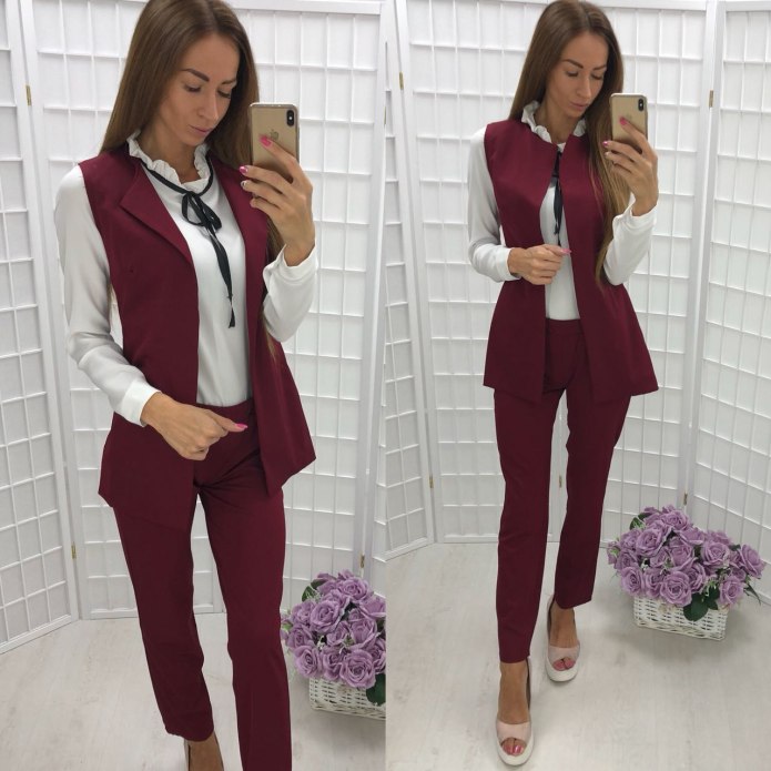Стильные костюмы для девушек