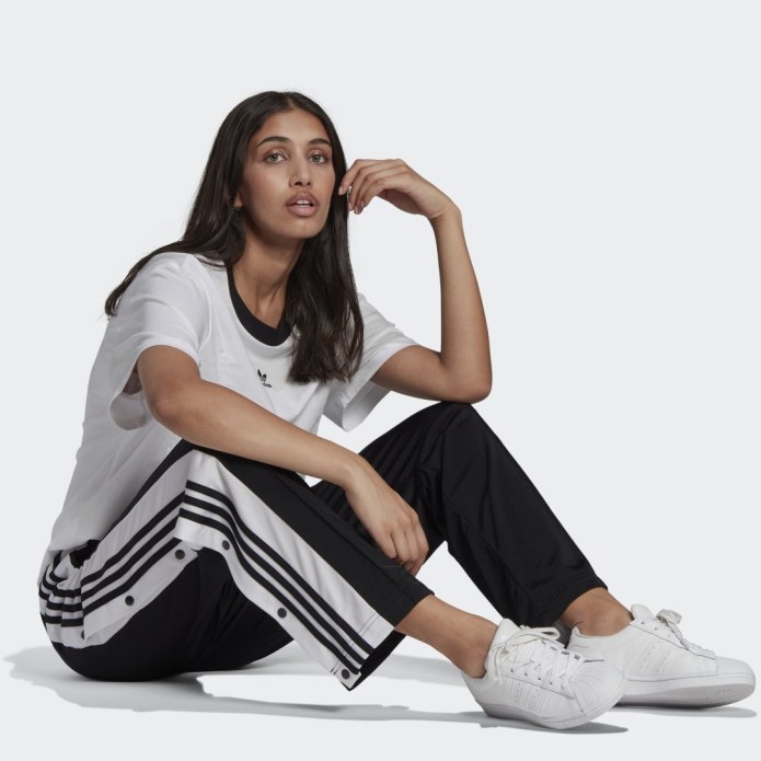 Adidas adicolor брюки женские