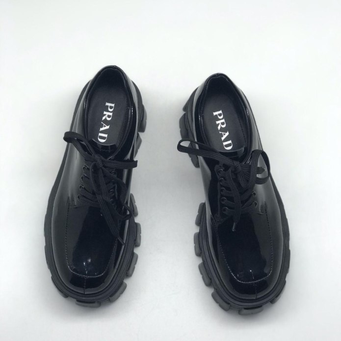 Дерби Prada женские