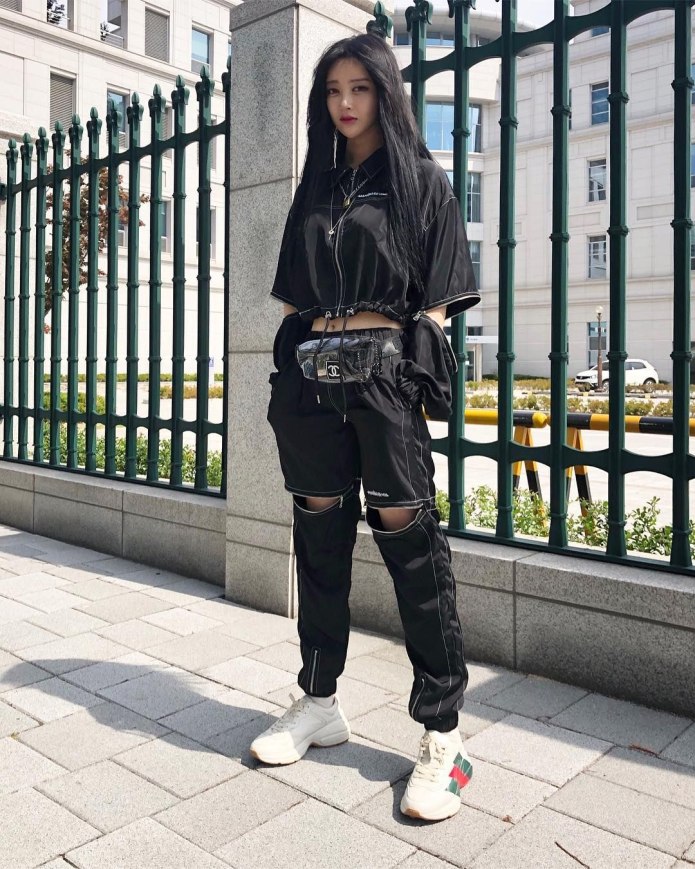 Outfit Грандж 2020 корейский черный