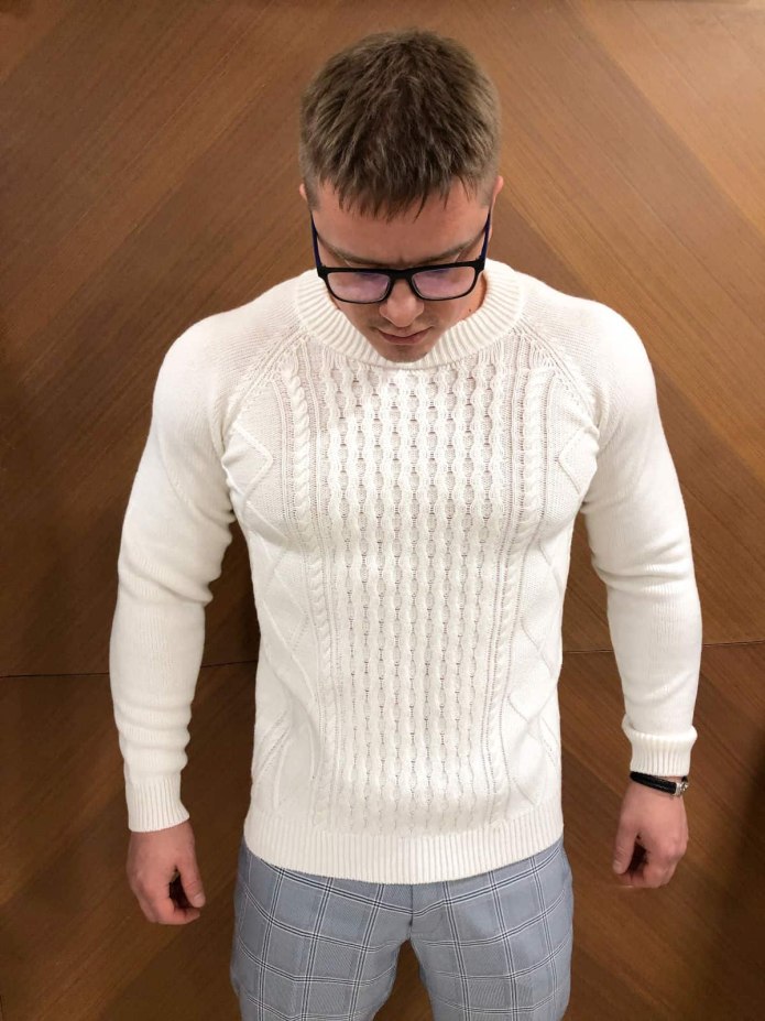 Вязаный мужской джемпер
