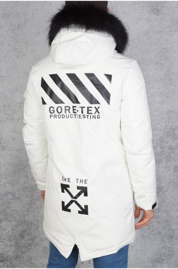 Off white мужская. Белая парка off White. Парка офф Вайт. Off White 2022 куртка. Парка off White мужская.