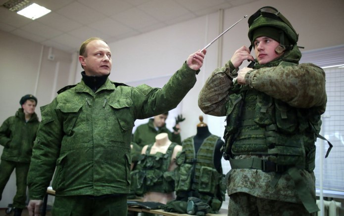 Солдаты вс РФ В экипировки Ратник