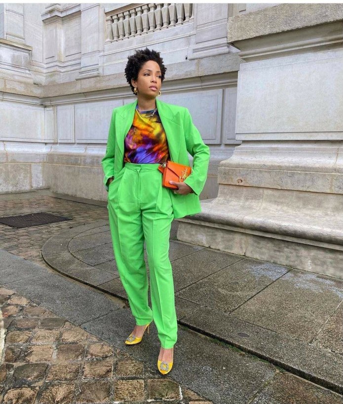 Костюм цвета шалфея Street Style