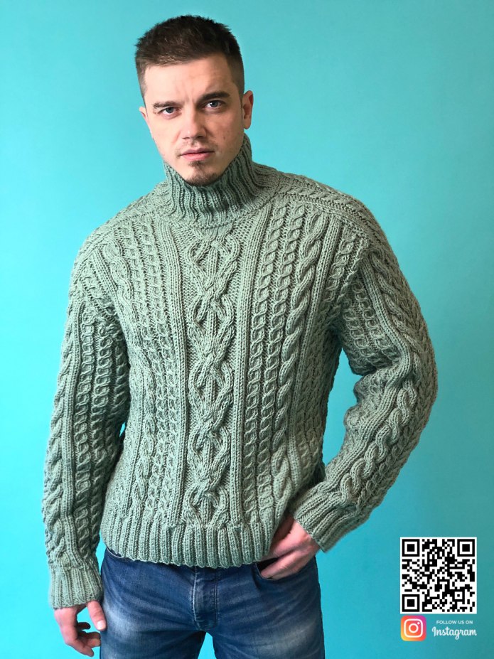 Вязаный свитер мужской