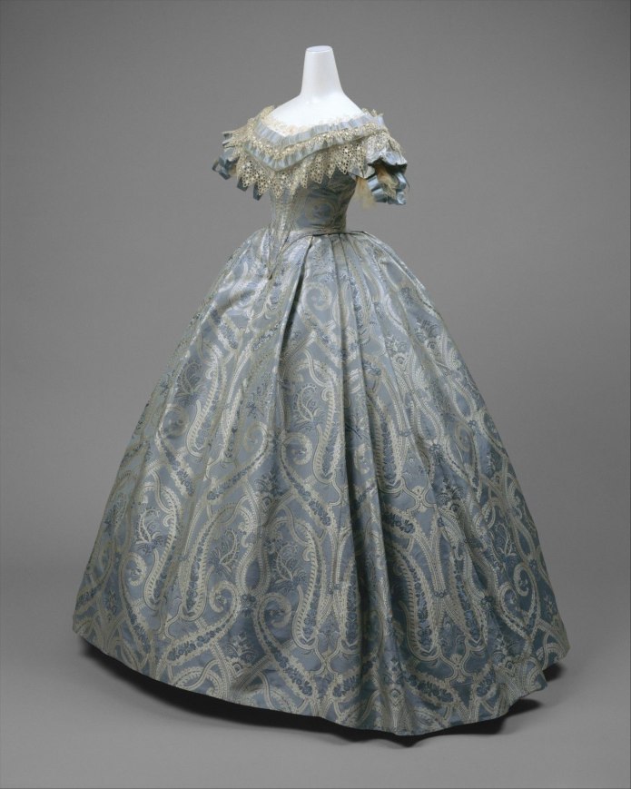 Бальное платье из тарлатана 1855- 1859-г годы.