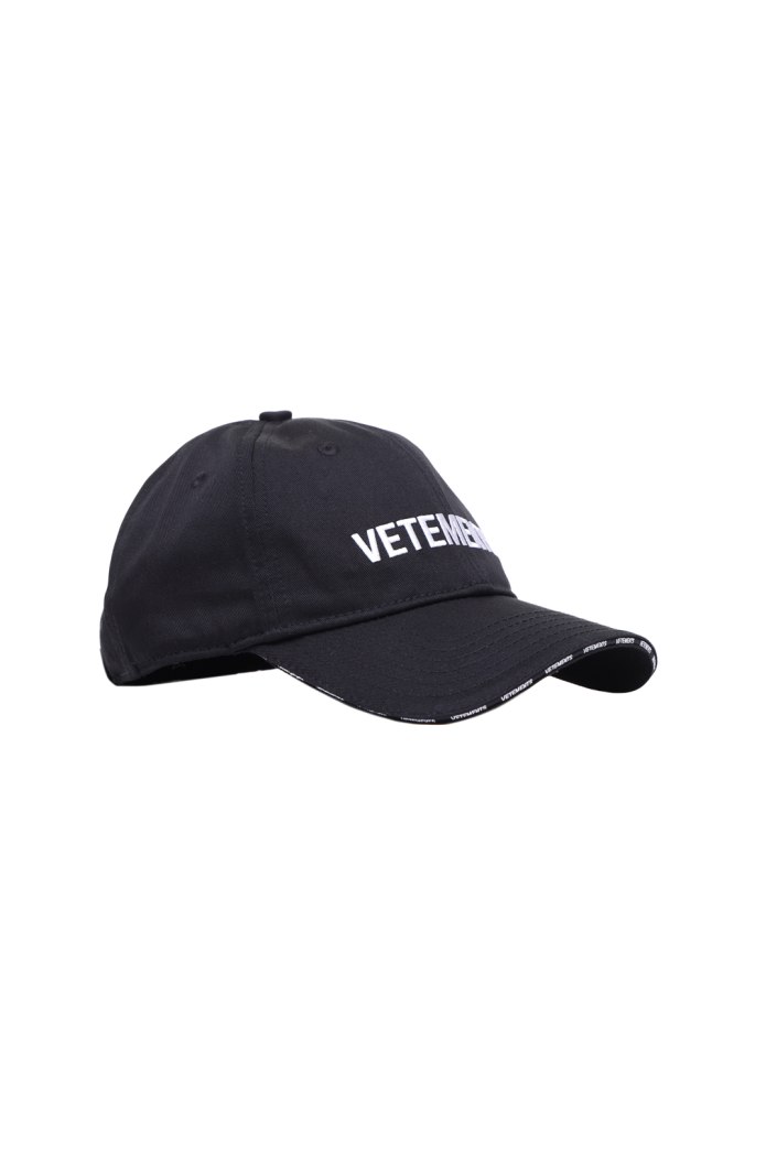 Кепка vetements President