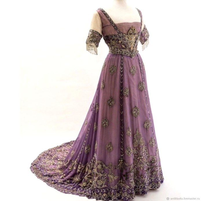Evening Dress of Queen Alexandra, 1911
