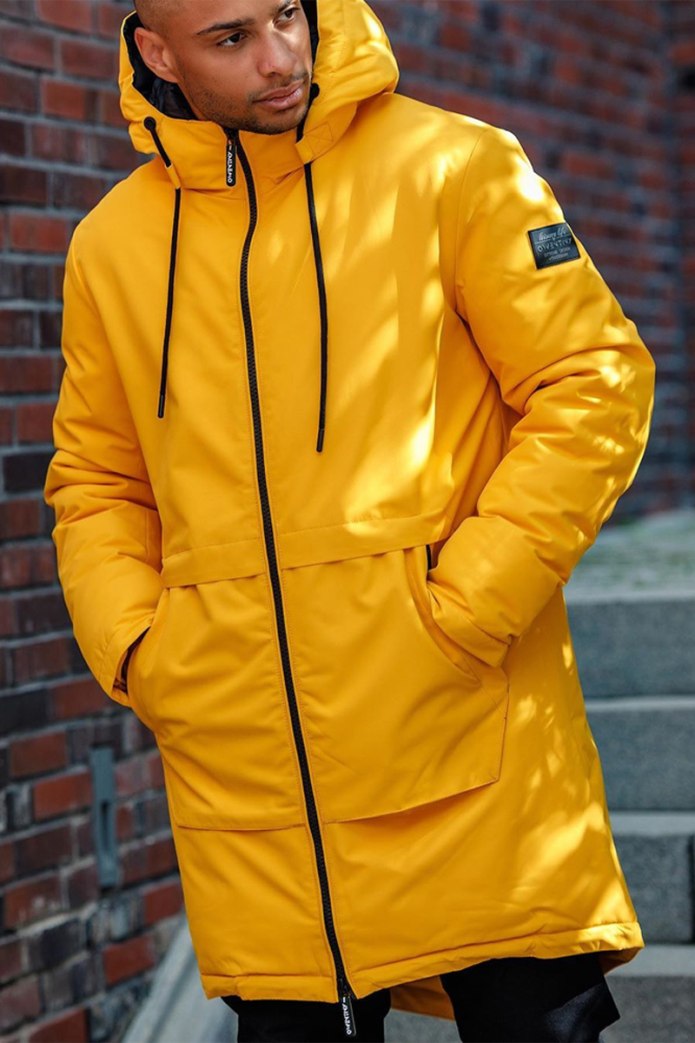 Желтая зимняя мужская куртка