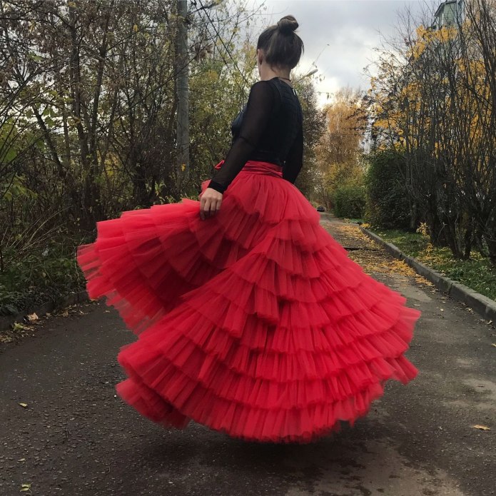 Многоярусная юбка