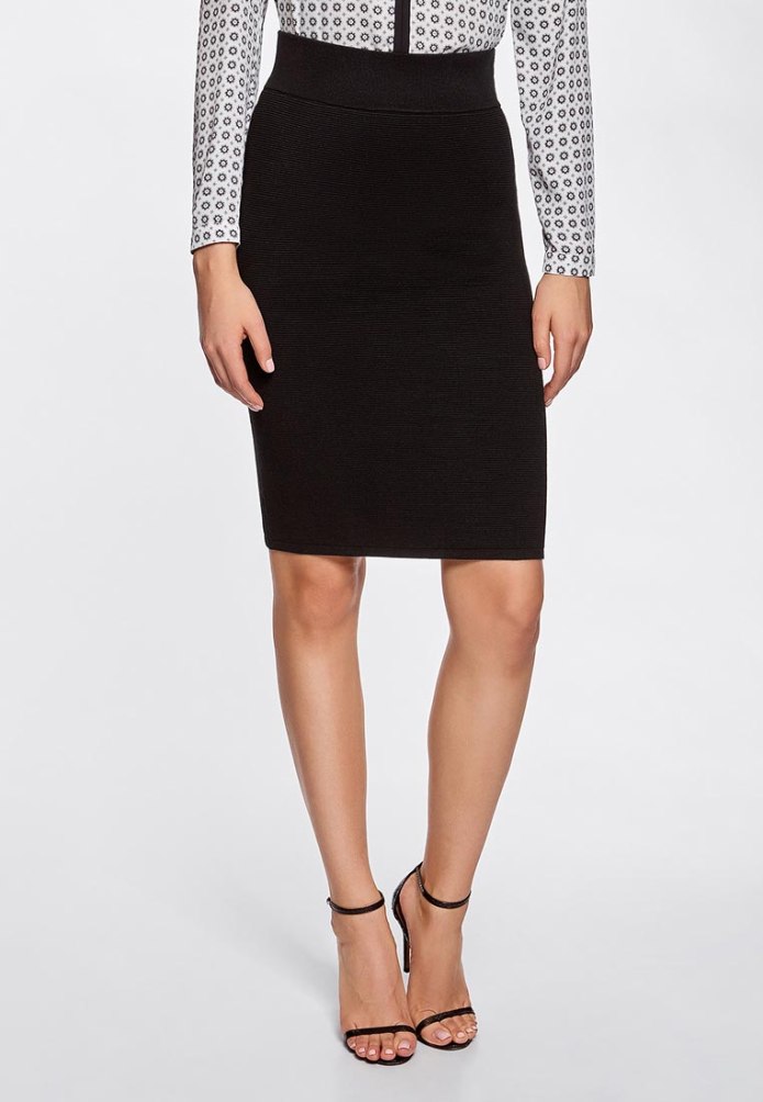Юбка-карандаш черная