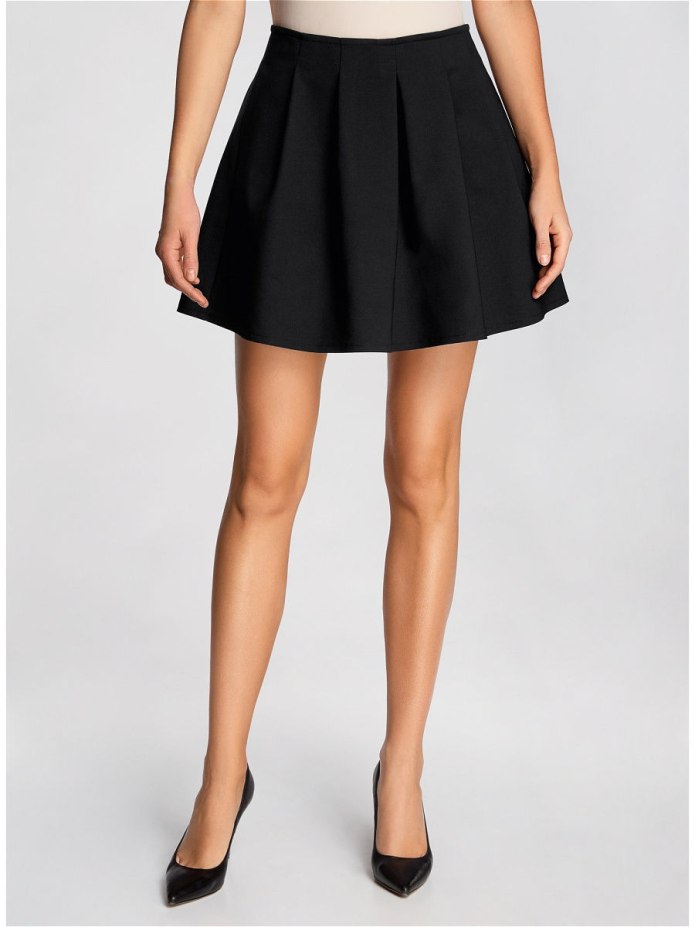 Женщины в юбках