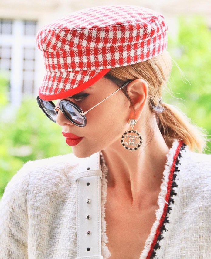 Стильный головной убор на лето