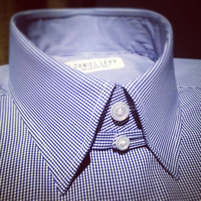 Воротник таб (Tab Collar)