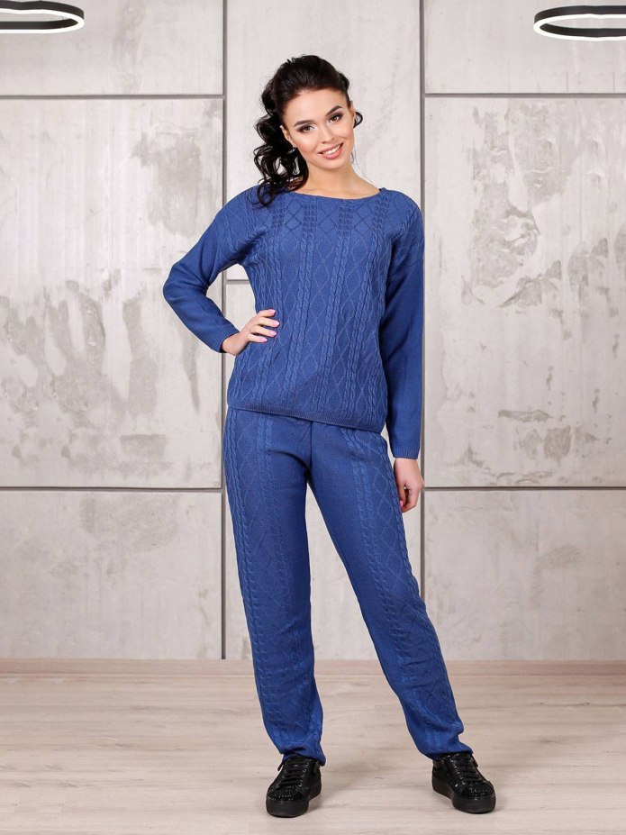 Костюм женский