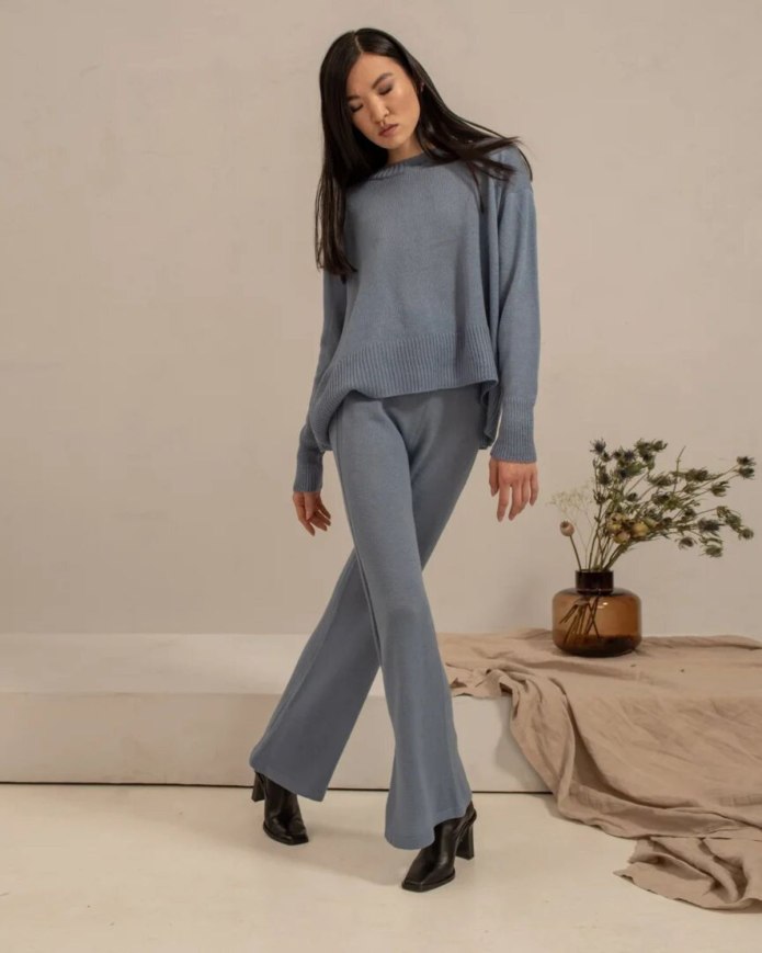 Трикотажные брюки женские