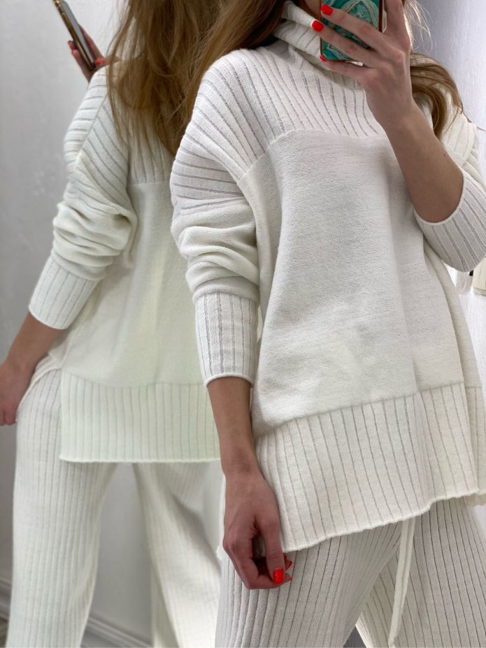 Костюм женский