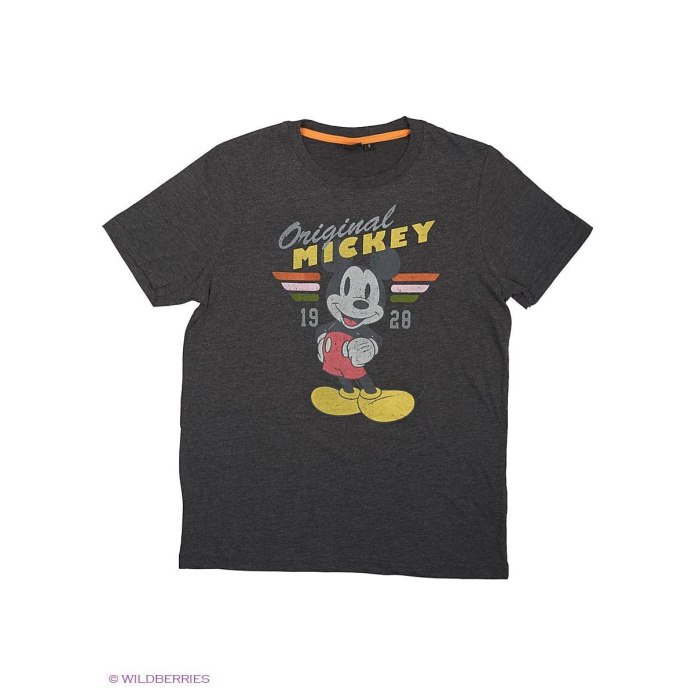 Футболка с надписью Дисней
