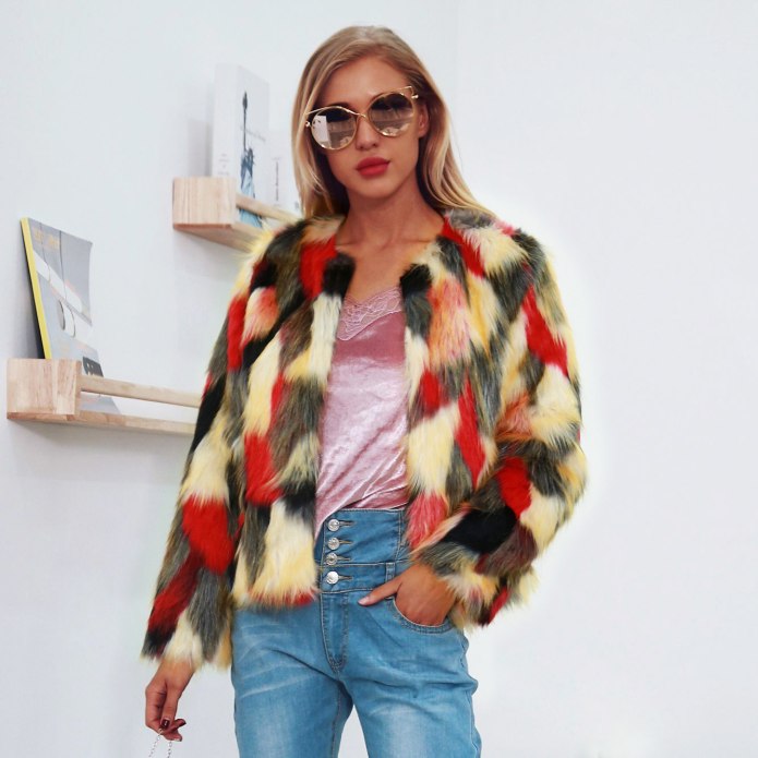 Цветные норковые шубы