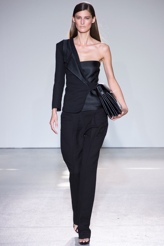 Йоджи Ямамото Деконструктивизм 1980