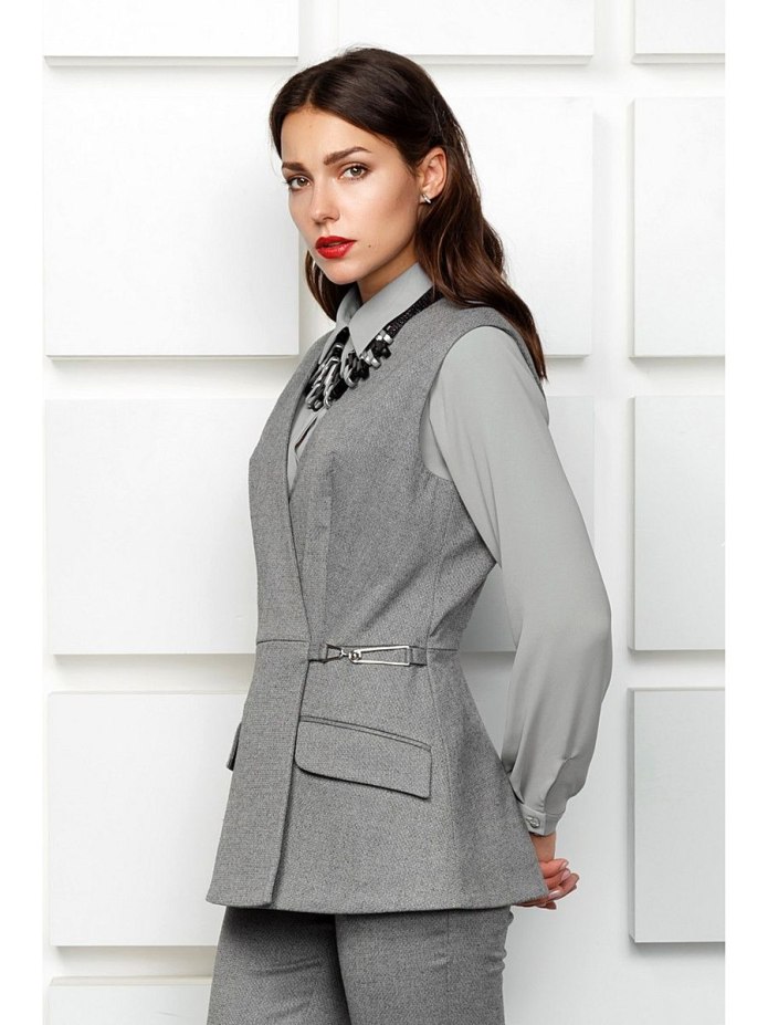 Мода в деталях жилет