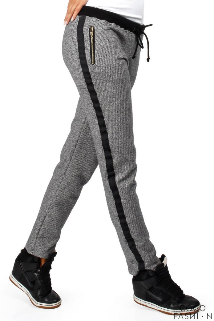 Тёмно серые спортивные штаны женские