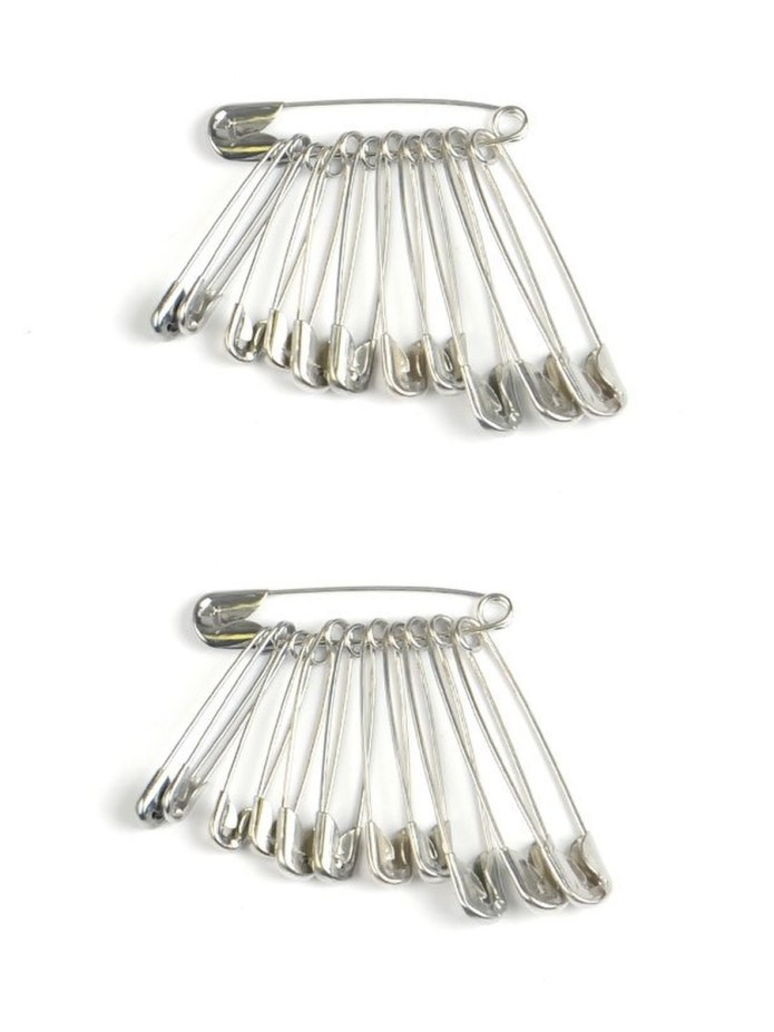 Булавки в швах одежды