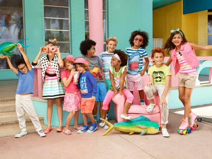 Яркие детки одежда