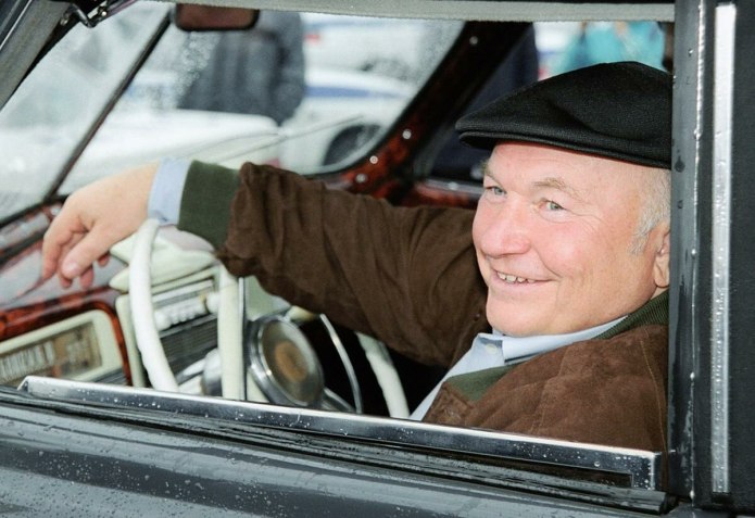 Машины Юрия Лужкова