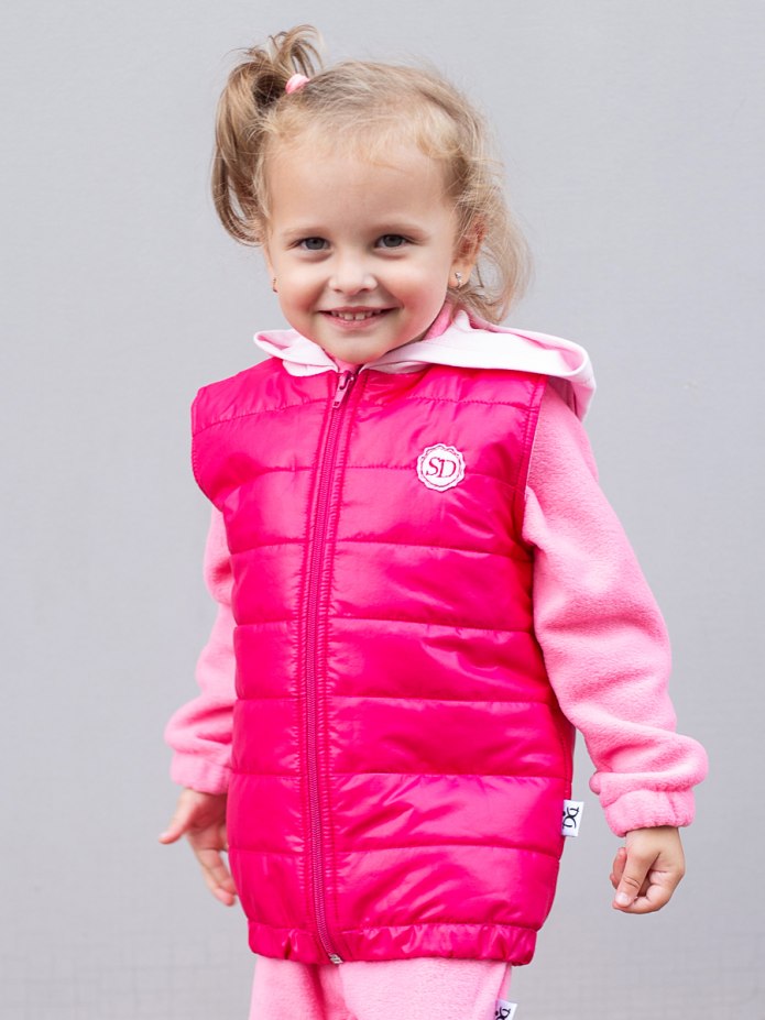 Болоньевая детская безрукавка