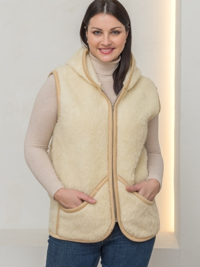 Купить жилет малина