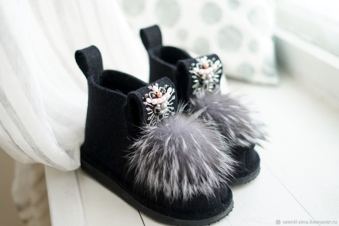 Валеши серые с короной