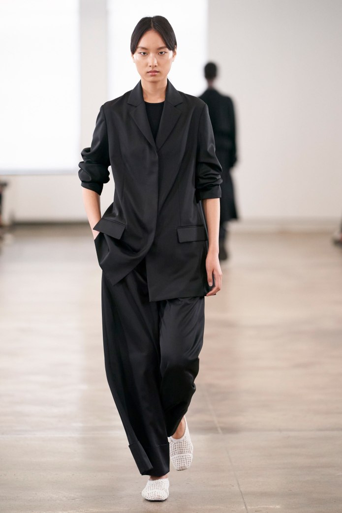 Двубортный пиджак женский