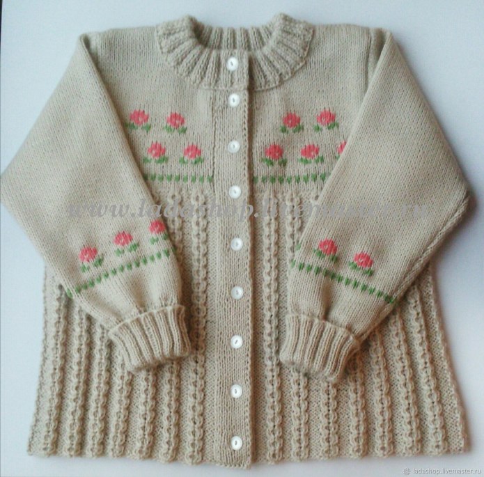 Кофточка для девочки