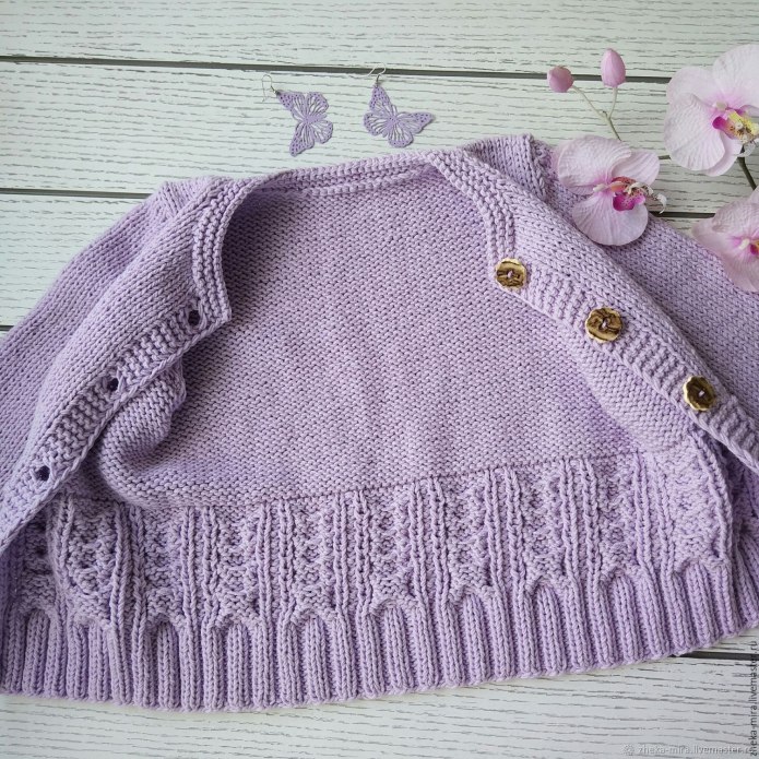 Кофточка для девочки