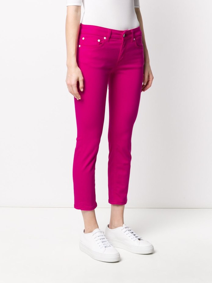 Малиновые брюки