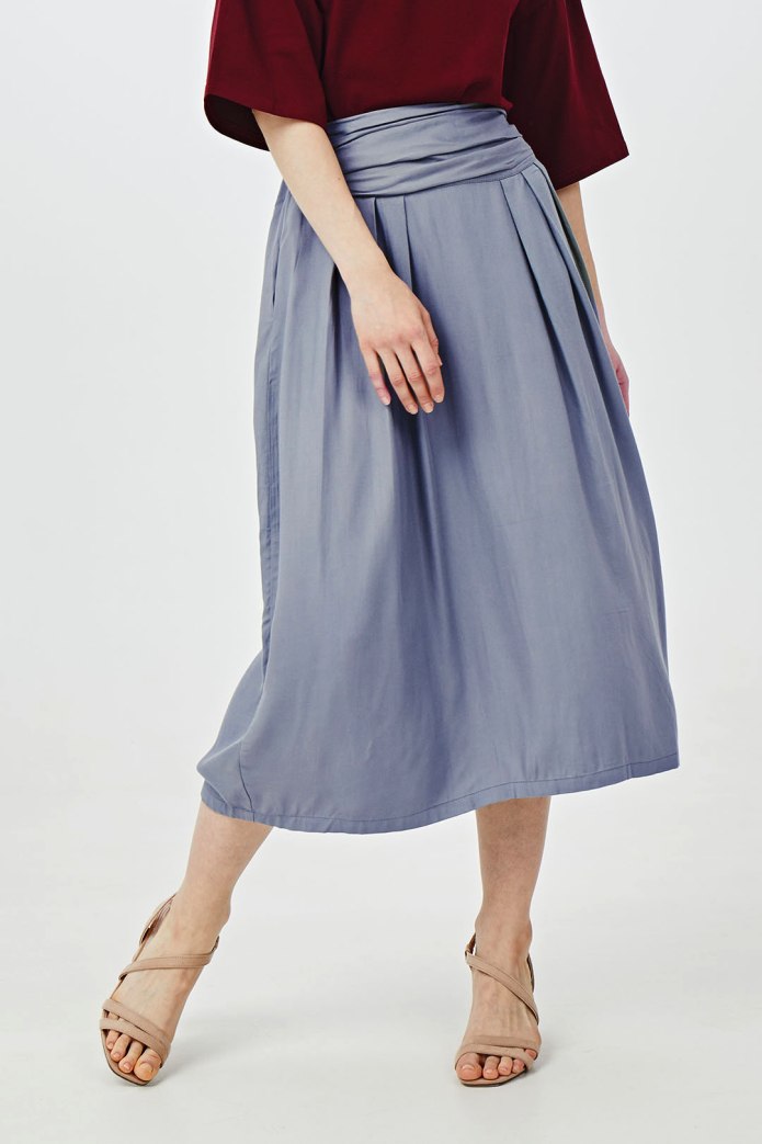 Сиреневая юбка