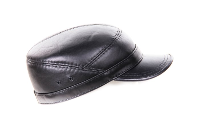 Кожаная кепка хорт