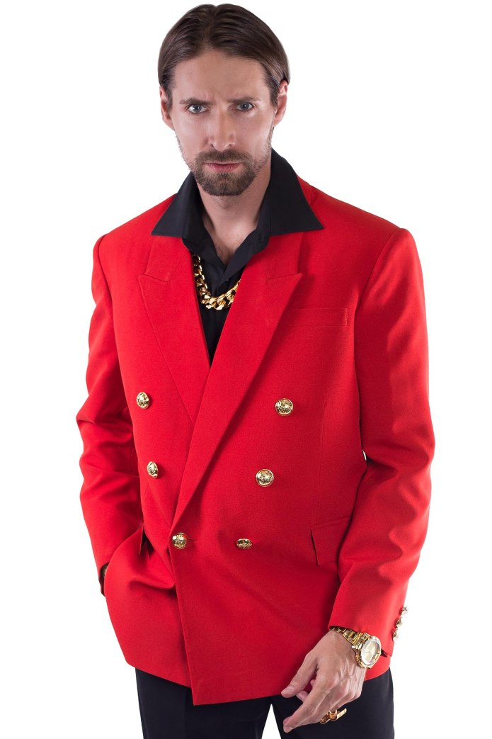 Малиновый пиджак мужской