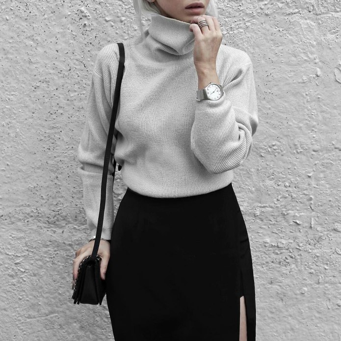 Длинная юбка и свитер