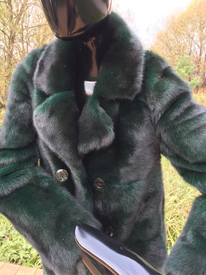 Полушубок зеленый