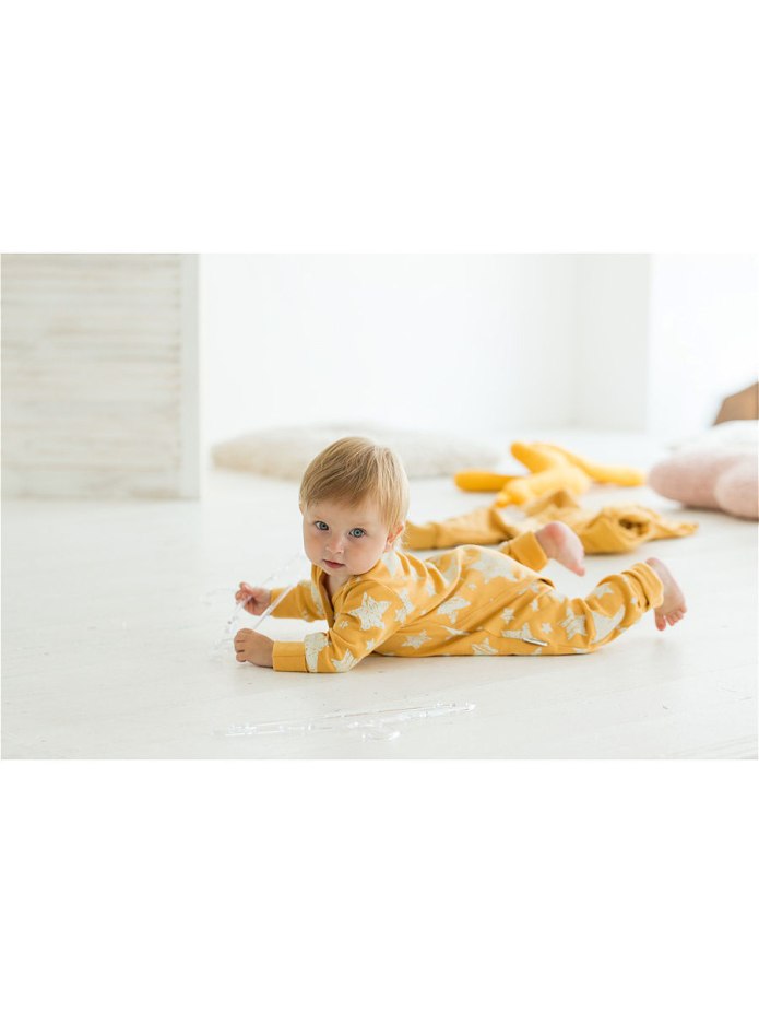 Пижама с ногами детская