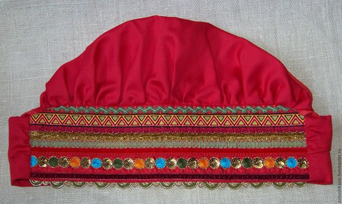 Беседа головные уборы