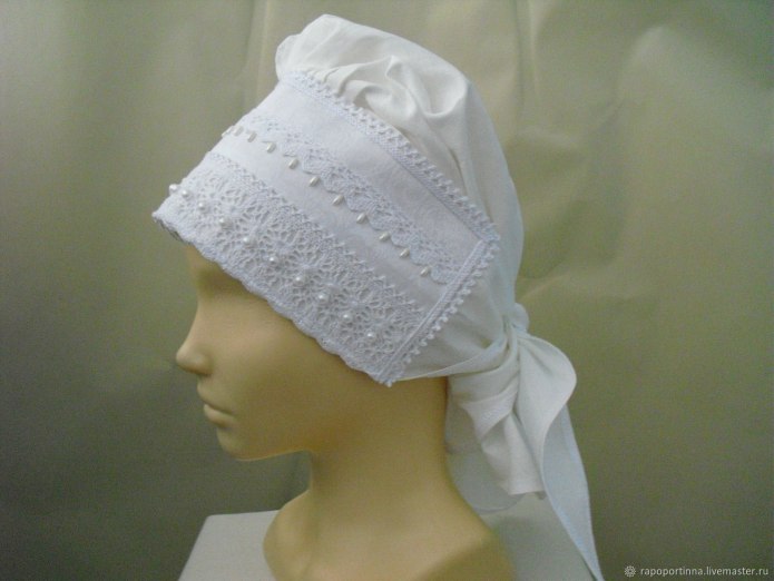 Повойник (очипок).