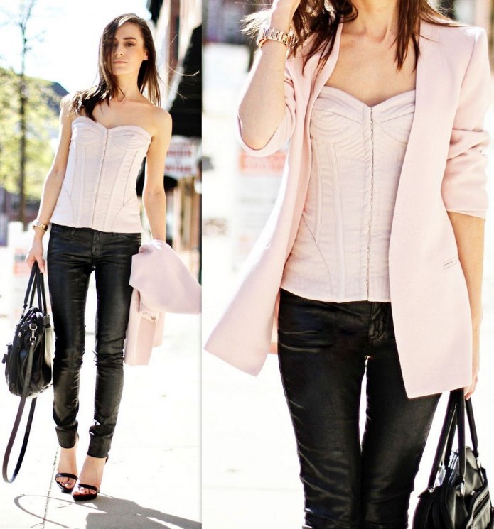 Платье с чашечками