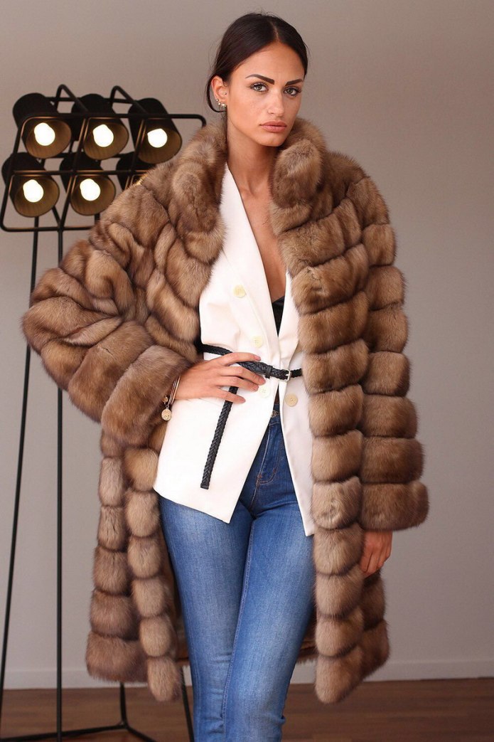 Шуба из лисы
